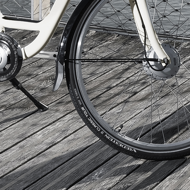 Electric city bike Peugeot eC03 D7