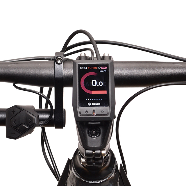 Focus on Kiox display with colour screen