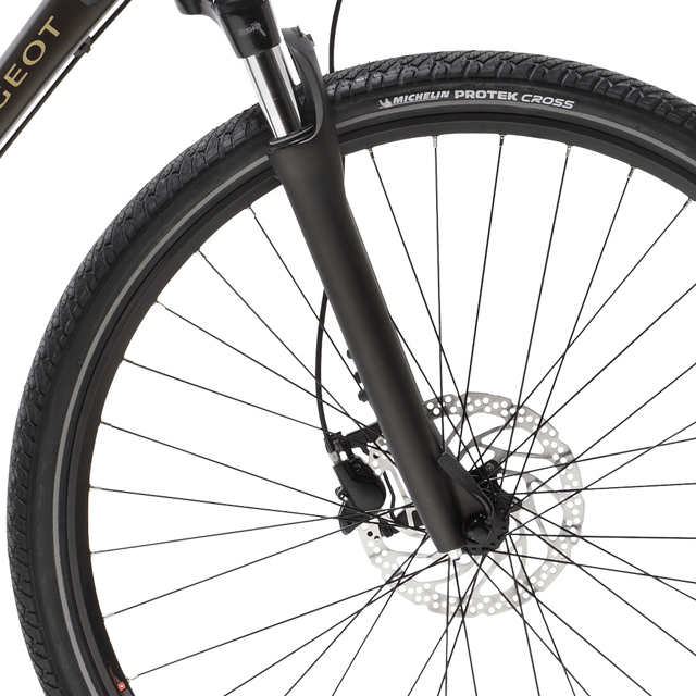 Electric trekking bike Peugeot eT01 Sport